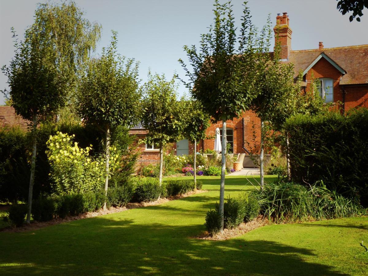 Walwyn Court Barns Villa Ledbury Exterior photo